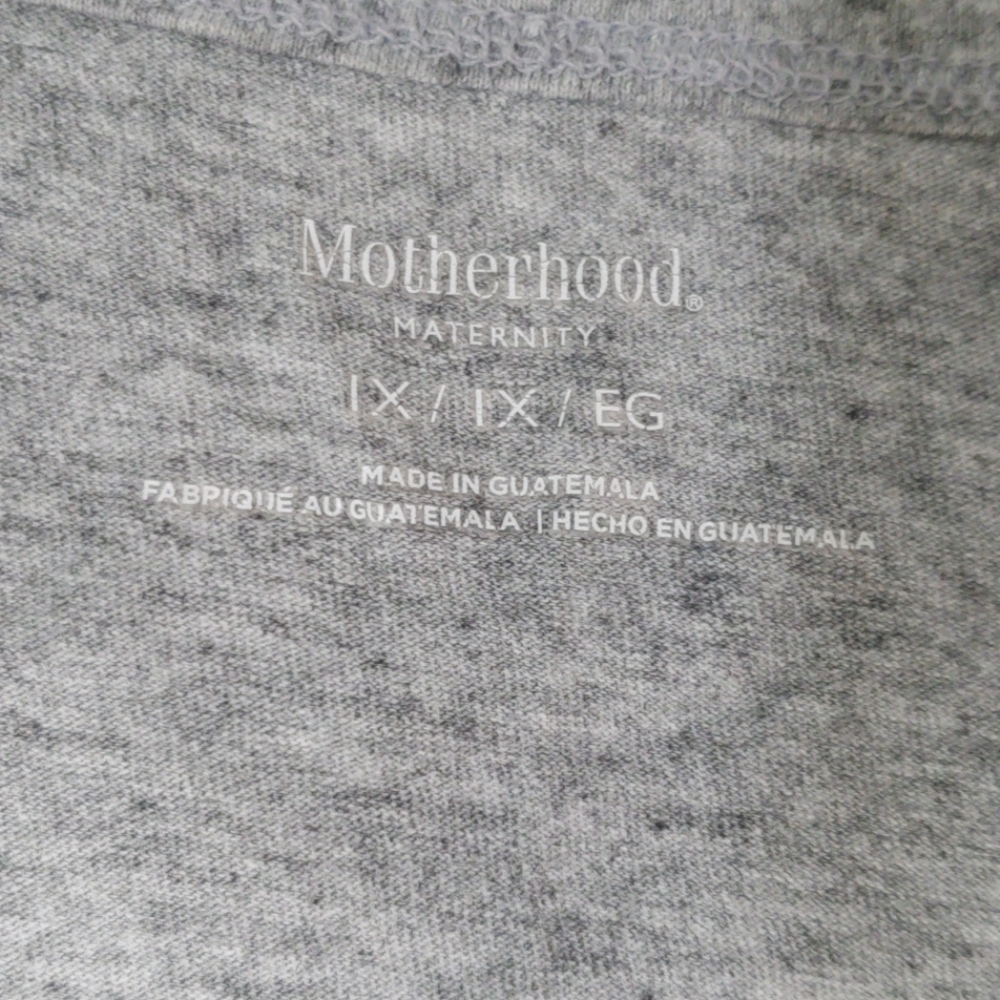 Motherhood Maternity tshirt - Picture 3 of 3